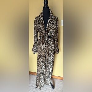 SAM Leopard Print Women's Top & Pant